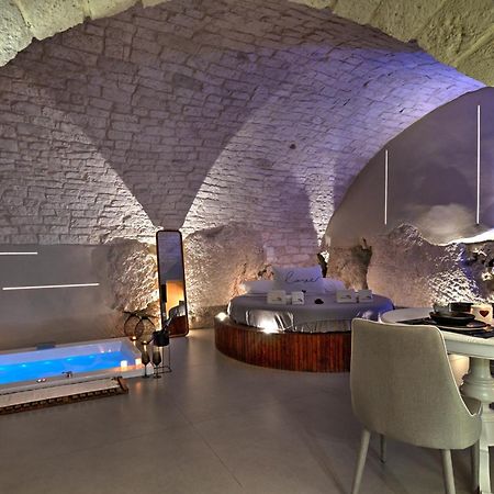 Malolu Luxurysuite 오스투니 외부 사진