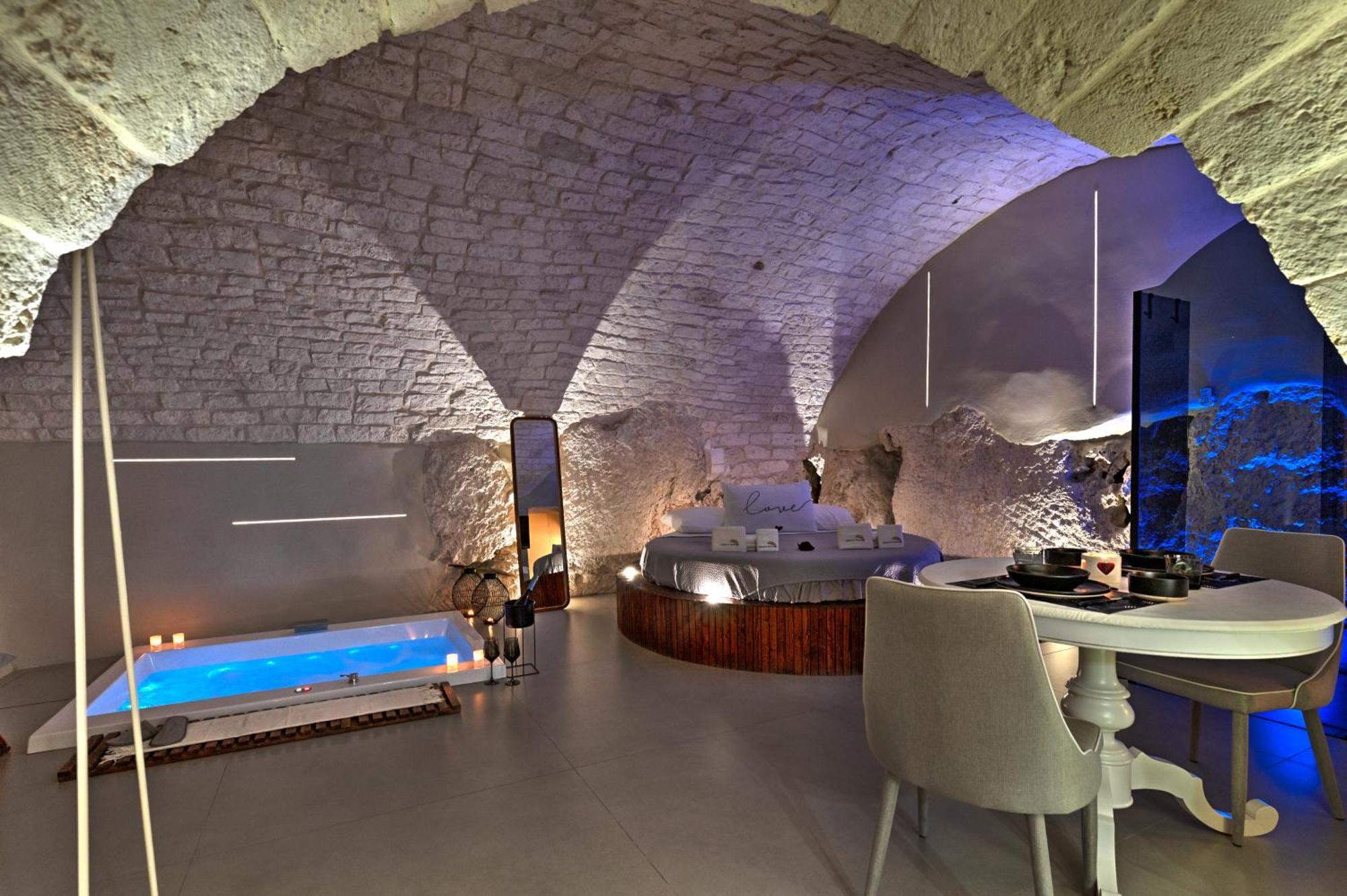 Malolu Luxurysuite 오스투니 외부 사진