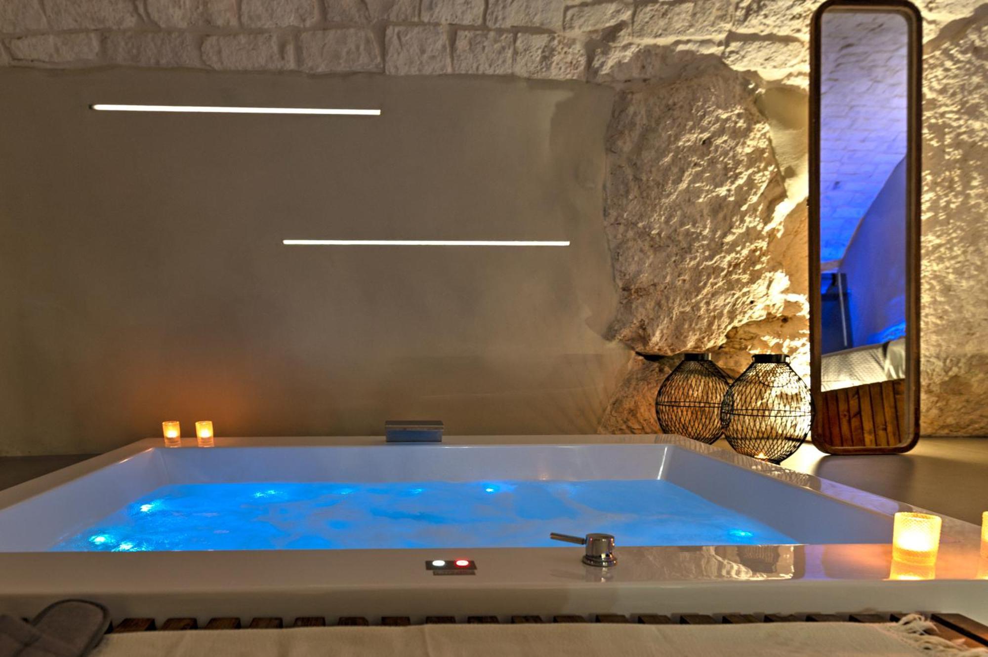 Malolu Luxurysuite 오스투니 외부 사진