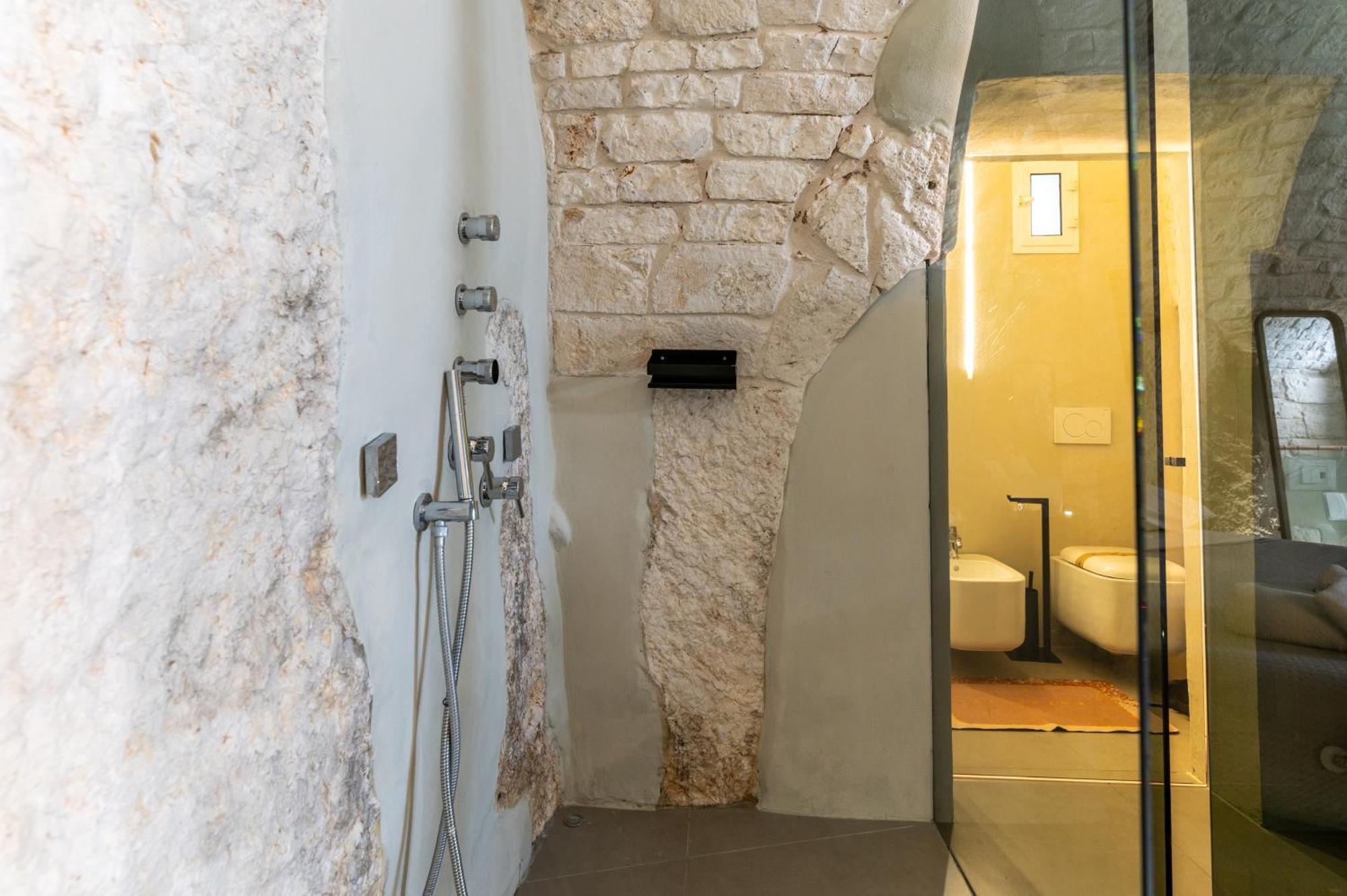 Malolu Luxurysuite 오스투니 외부 사진