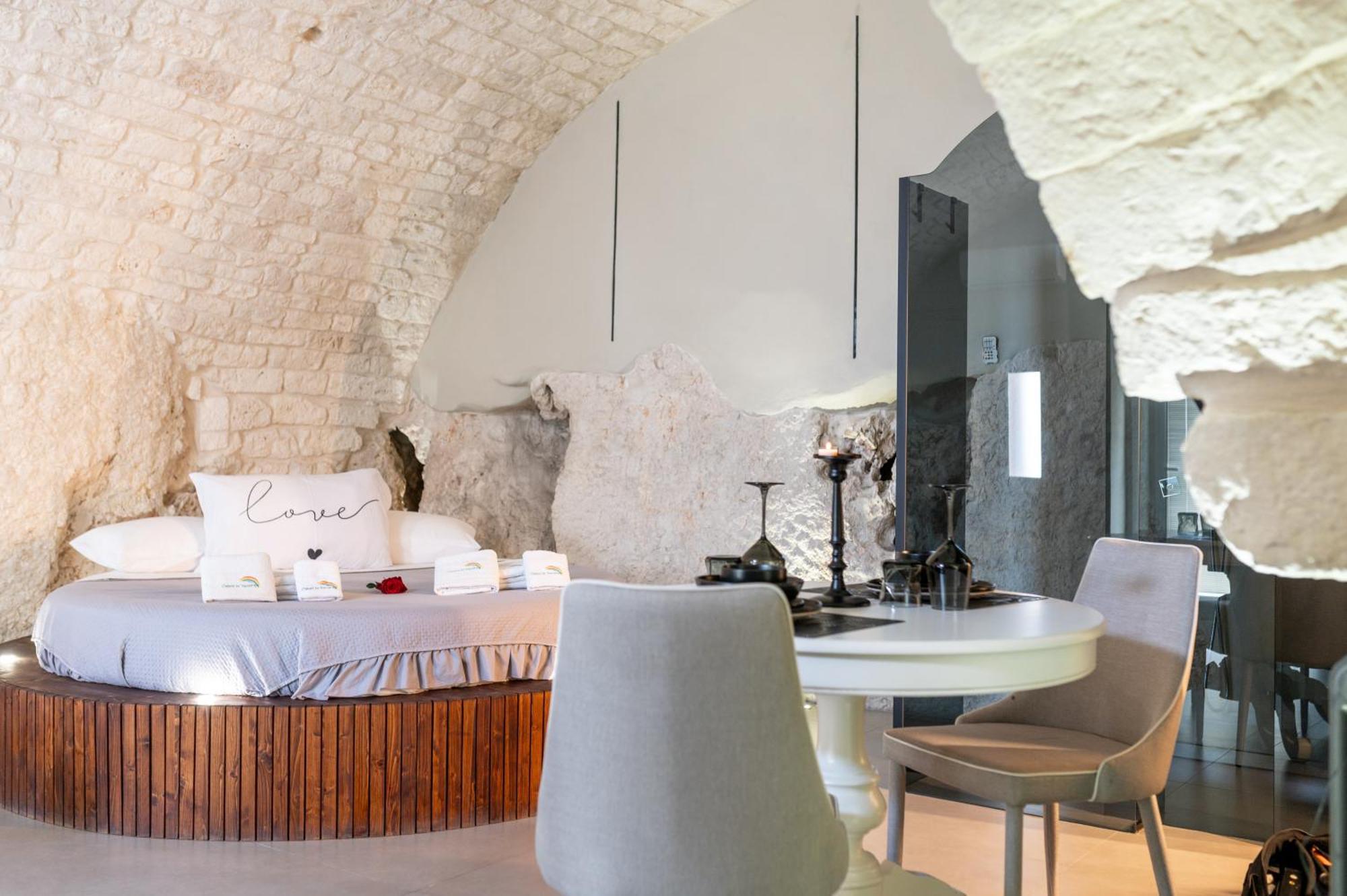 Malolu Luxurysuite 오스투니 외부 사진